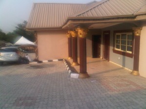 deji house2