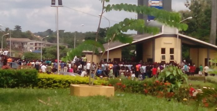 oau-fee-hike-22-760x390