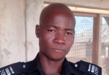 Policeman detained for drinking dies in cell