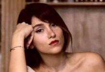 Iranian Singer, Eight Others Sentenced for Holding Hijab-Free Concert