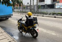 EXTORTION HORROR: Hoodlums allegedly push Lagos dispatch rider to death