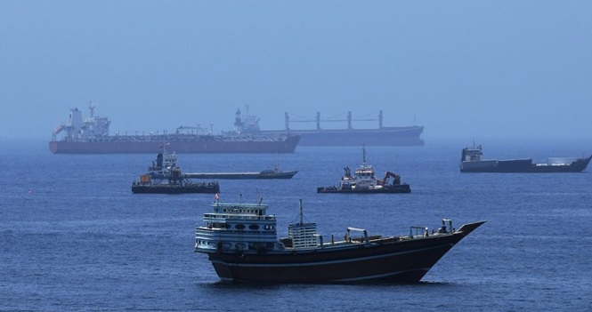 Hormuz_Tollbooth_02_Fishman